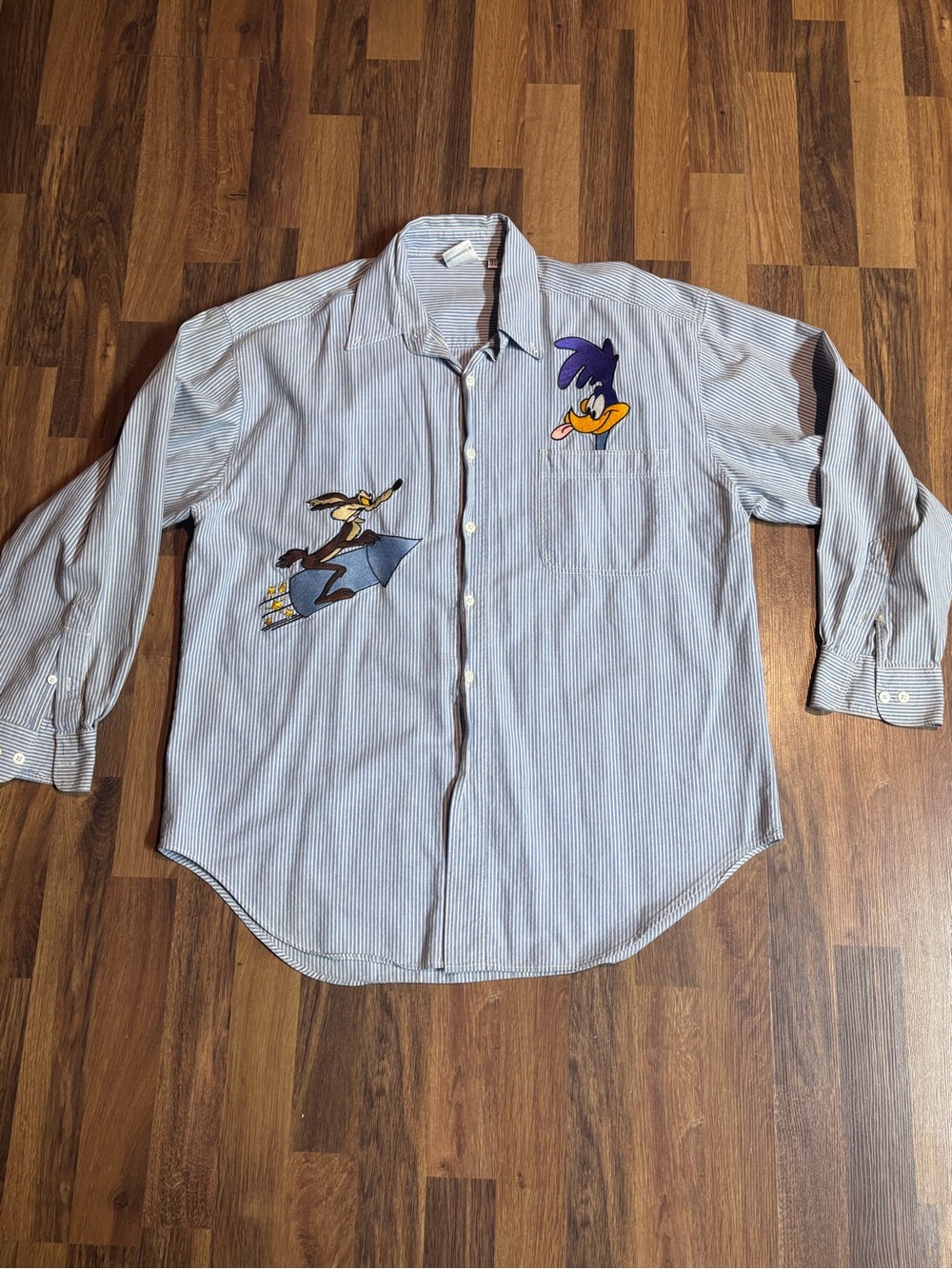 Vintage Acme Clothing Co Looney Tunes Wile E Coyote Road Runner Stripe Shirt L